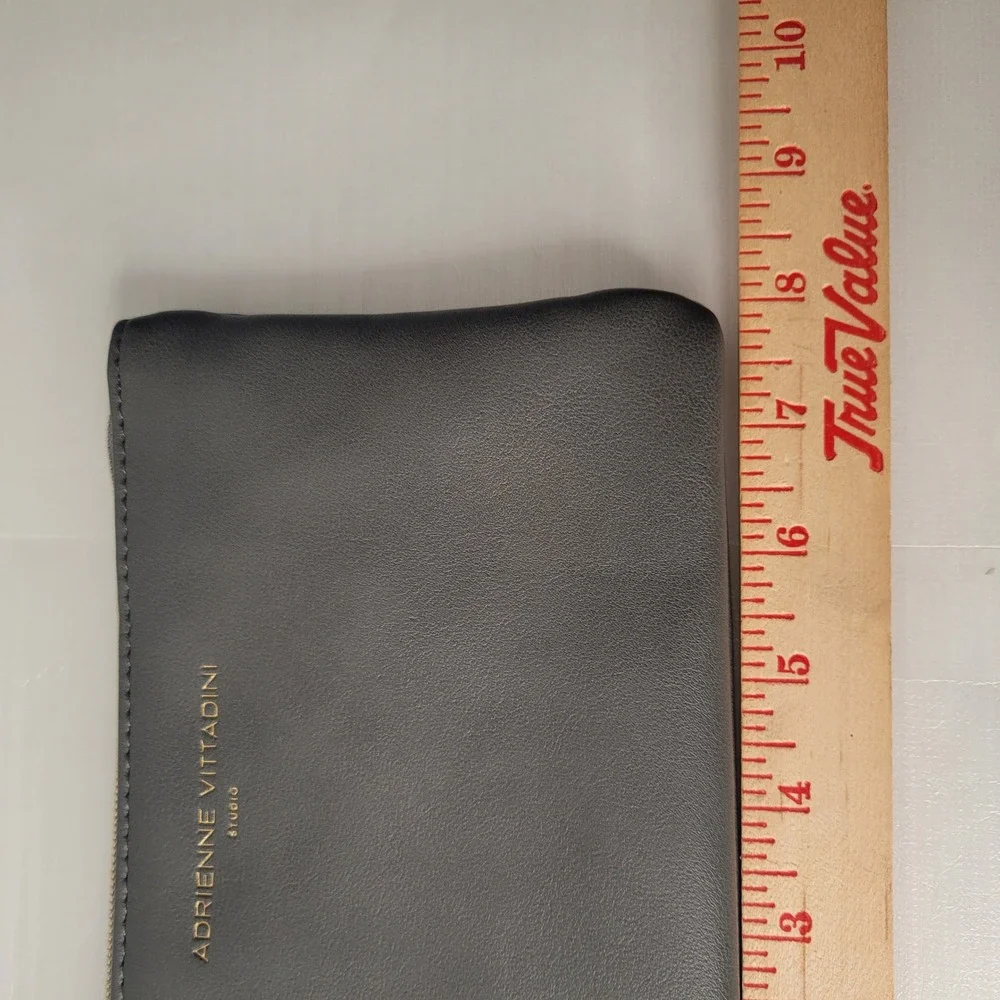 Adrienne Vittadini Studio Power Bank Charging Wristlet Gray iPhone Clutch
